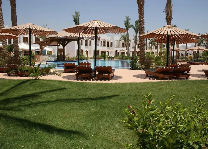 Coral Hills